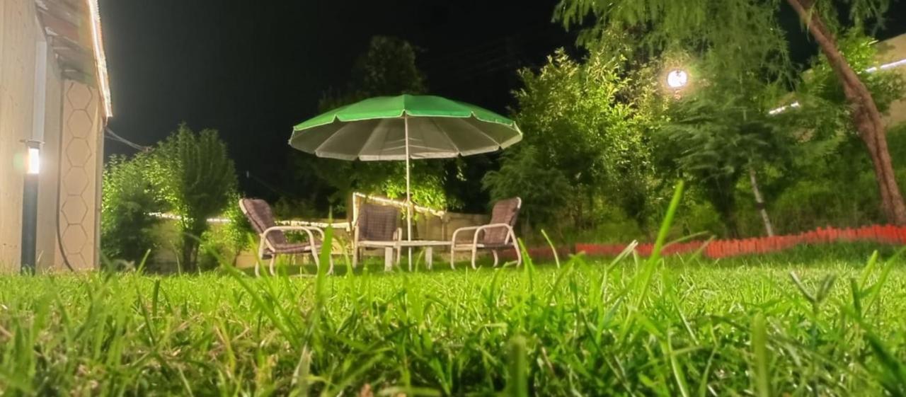 Republika Central Mansehra Buitenkant foto