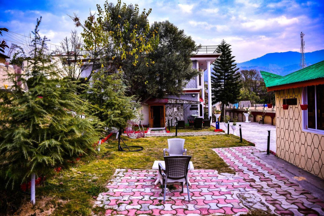 Republika Central Mansehra Buitenkant foto