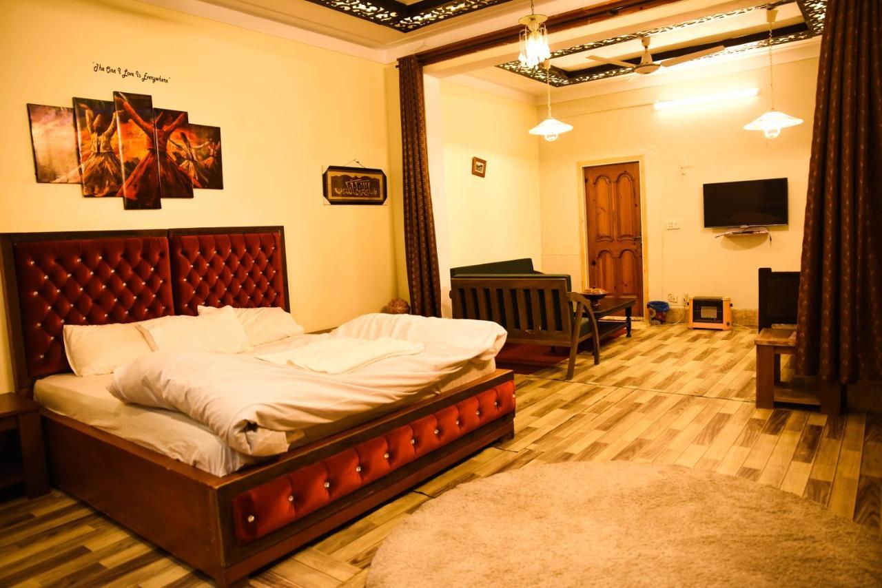 Republika Central Mansehra Buitenkant foto
