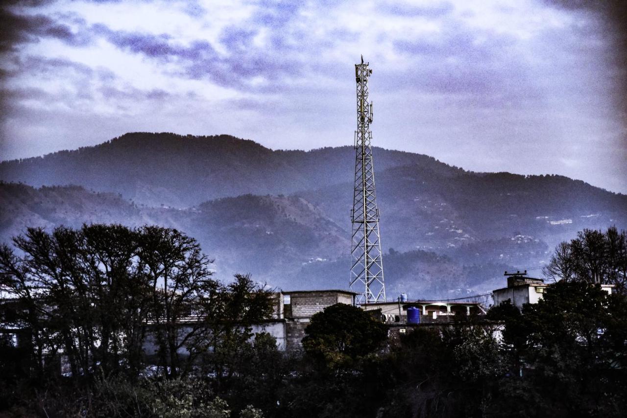 Republika Central Mansehra Buitenkant foto
