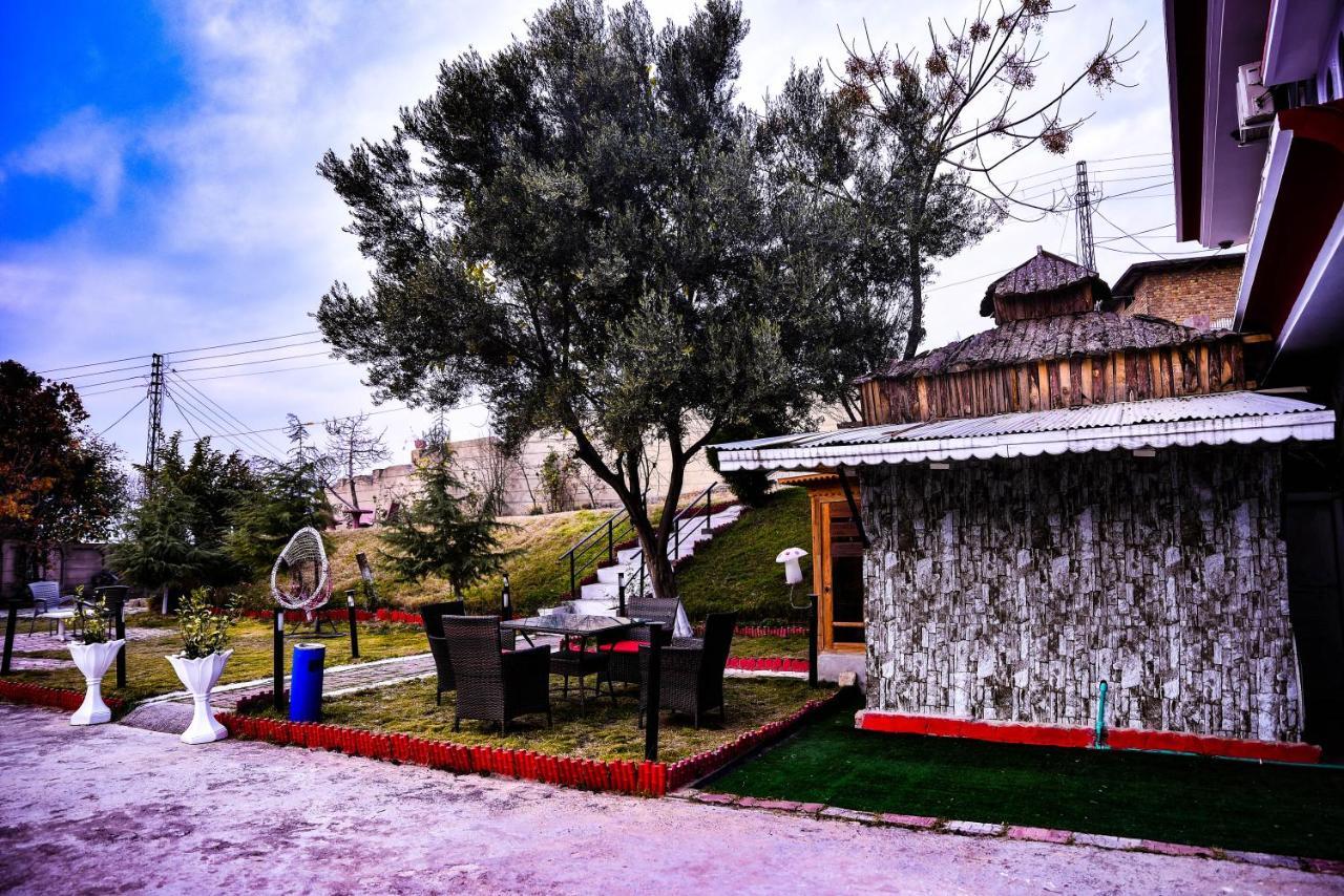 Republika Central Mansehra Buitenkant foto