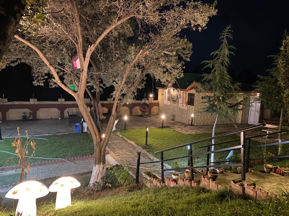 Republika Central Mansehra Buitenkant foto